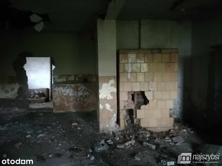 Budynek gospodarczy, który może być pięknym domem.