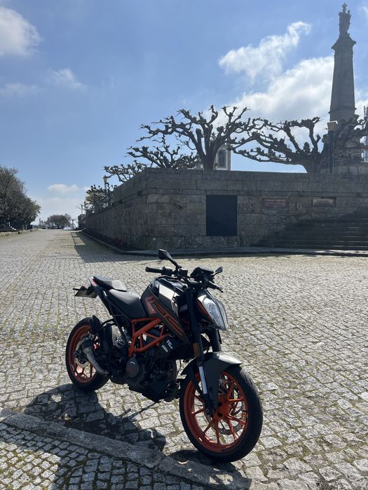 KTM Duke 125 (Ano 2021)