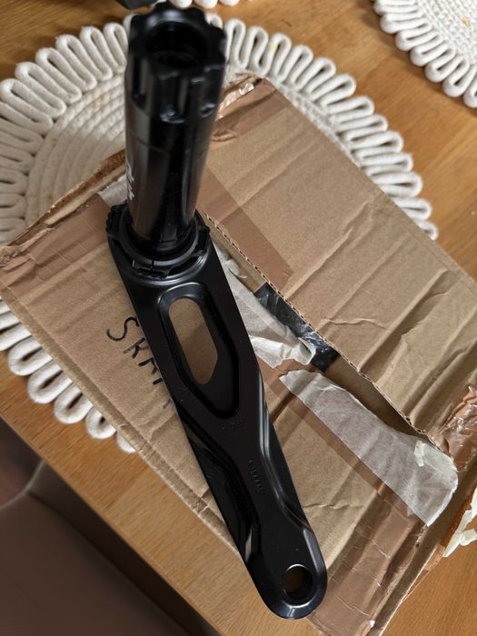 Korba Pomiar mocy SRAM Rival AXS E1 DUB 170mm