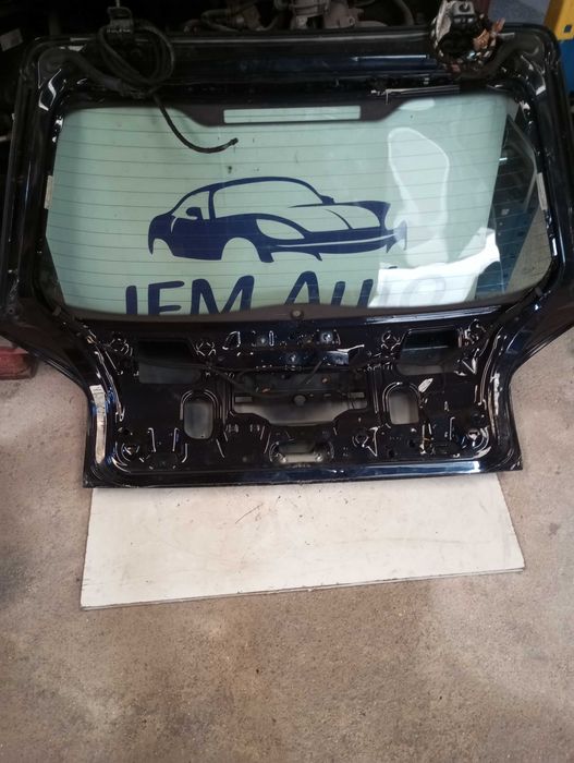 Mala / Tampa da Mala Despida Audi A3 8L / S3