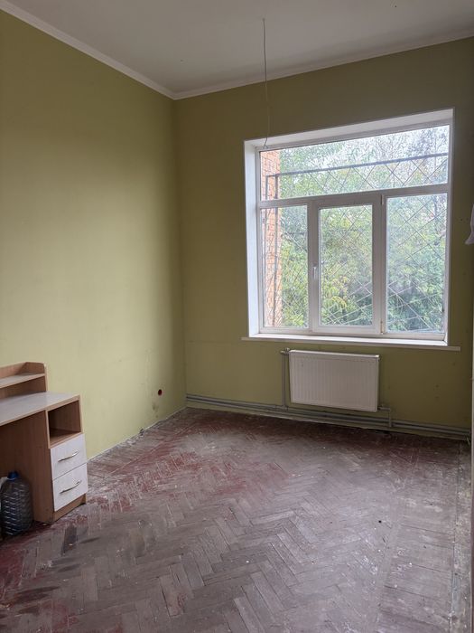 Здам біля метро «Левада» виробництво, склад  270м.кв.