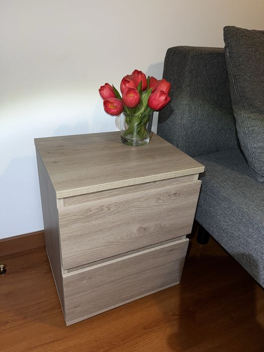 Mesa de Cabeceira Ikea com 2 gavetas