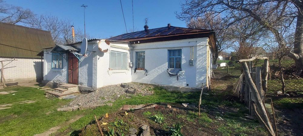 Продається газифікований житловий будинок в м.Васильків. 33000$