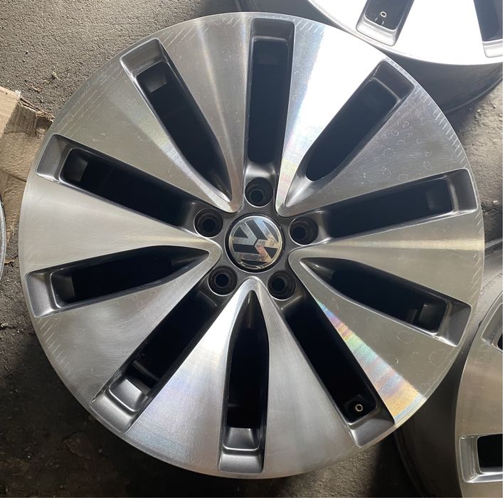 Felgi aluminiowe 18” VW Golf V VI VII Touran Jetta 1K0 Caddy Seat Leon Skoda Octavia 5x112 ET 51
