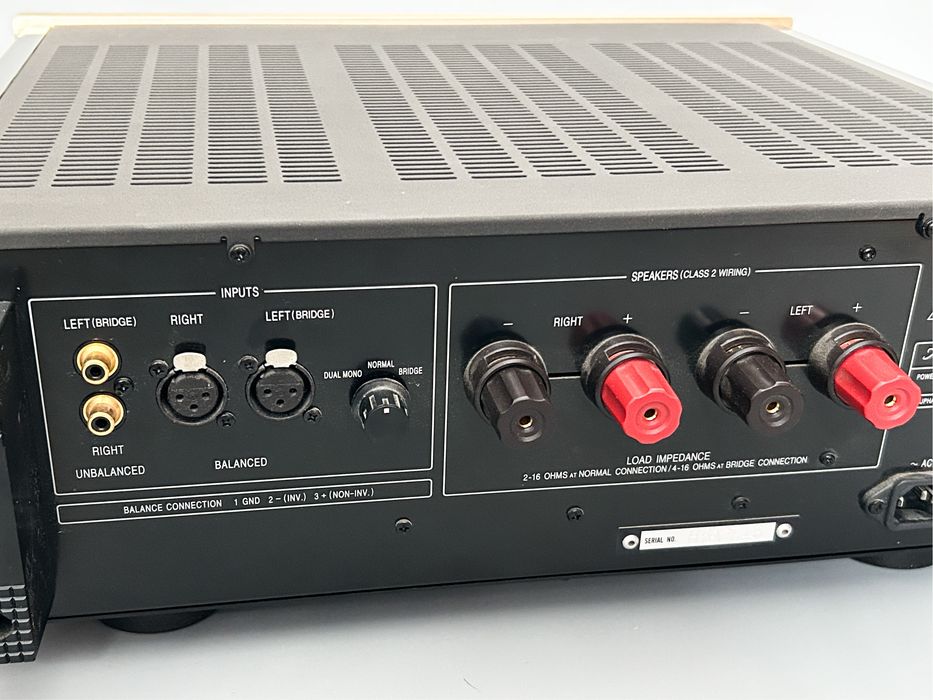 Accuphase A 30 końcówka mocy klasa A stan idealny