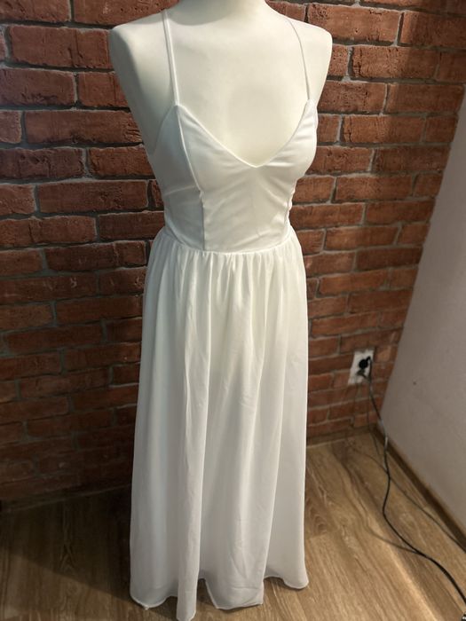 Zjawiskowa biała suknia Maxi z Odkrytymi Plecami elegancka ślub wesele