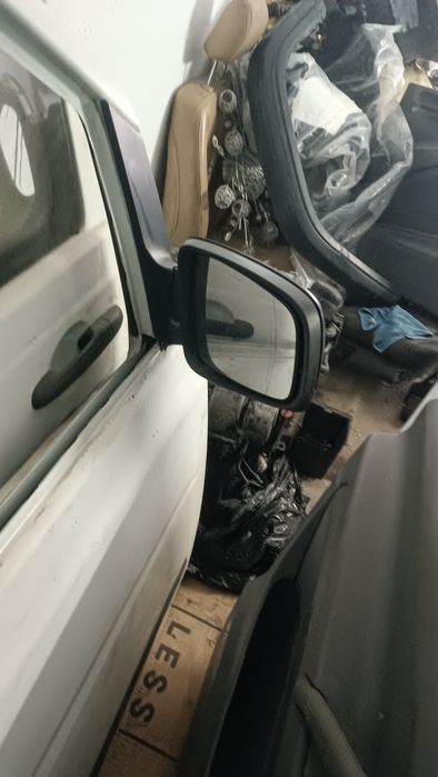 Двері vito 639 4х4 2011 рік