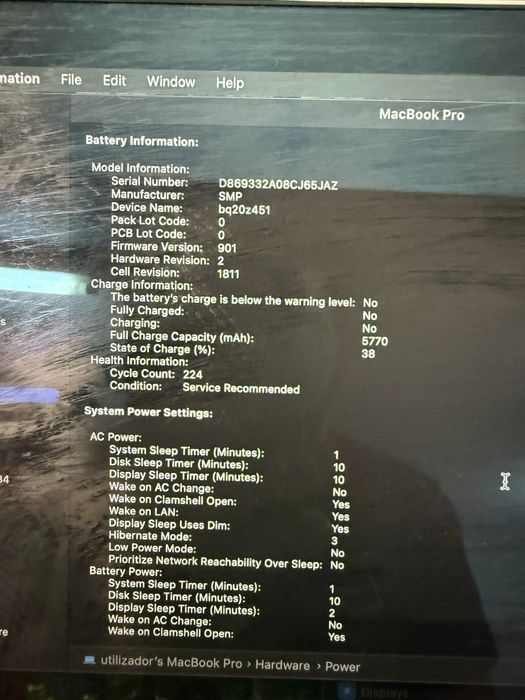 Portátil Apple MacBook Pro A1990 i9 32GB RAM 500GB SSD Grafica AMD Pro 560x 4GB