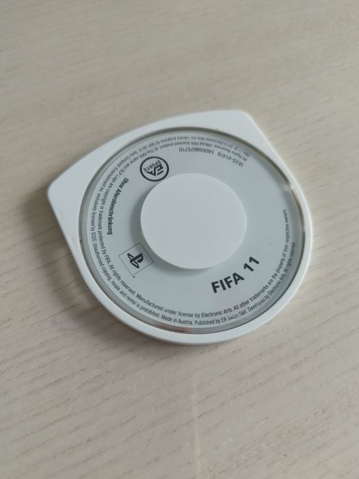 Ігри для PSP (PlayStation Portable) – FIFA 11, FIFA Street 2