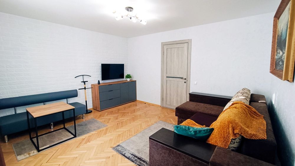 Посуточно.Подобово 2ком  м. Теремки, ТРЦ  Магелан