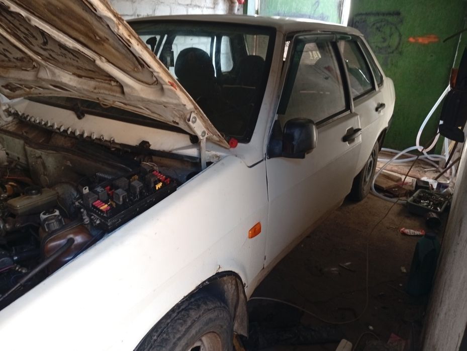 Продам ваз 21099