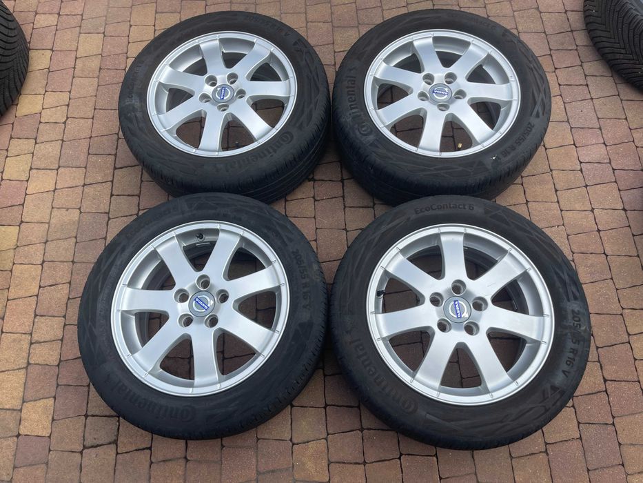4137. Alufelgi 16" koła letnie oryginalne Volvo C30 S40 V50 5x108 205/55/16 Continental