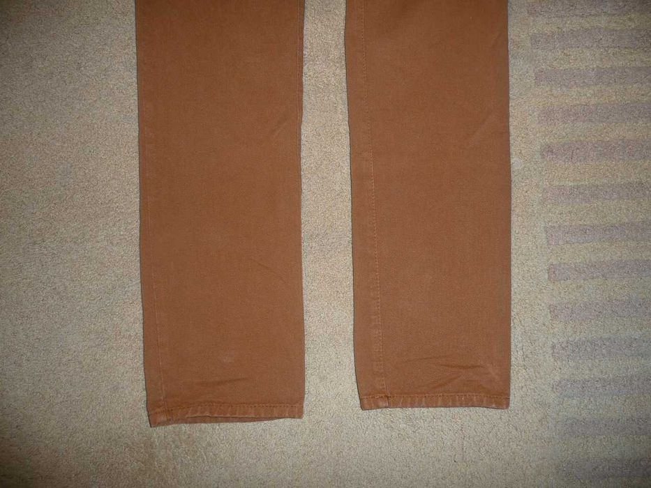 Spodnie dżinsy LEE W32/L32=42,5/109cm BRĄZOWE
