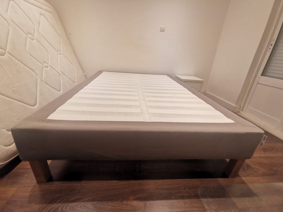 Estrado sommier forrado Espevar Lyngor IKEA 140x200