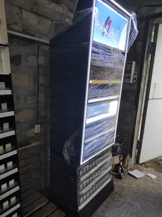 Сигаретный шкаф бу