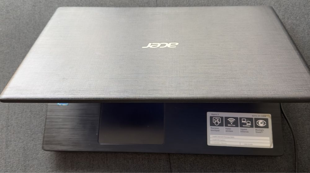 PC Acer Aspire 3 A315-31-C8SB