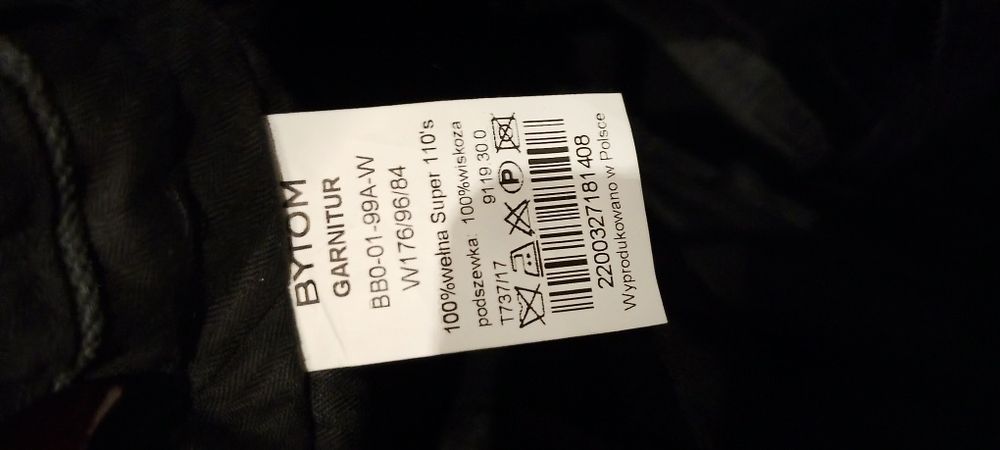 Spodnie czarne smokingowe 176/84pas