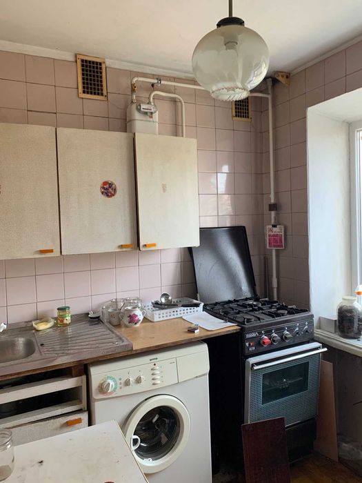 Продаю 3кімнатну квартиру в центрі міста поблизу "Сільпо"