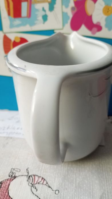 Porcelana mlecznik ILMENAU  NRD