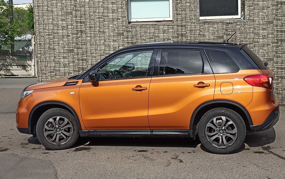 Кльове авто Suzuki Vitara GL+ LY 1.6 ГБО 4WD спорт режим висока