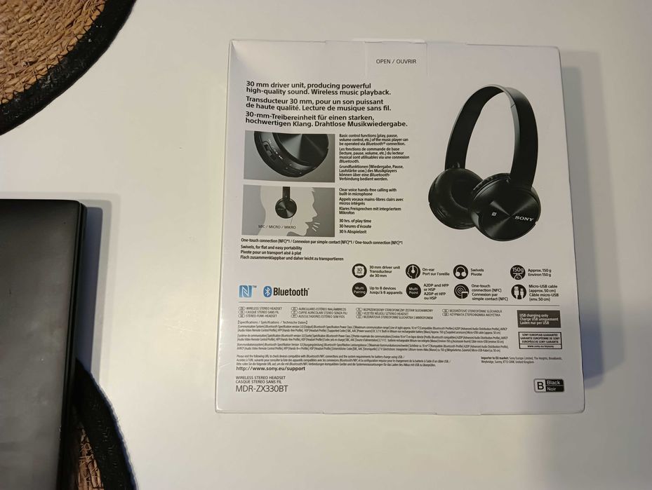 Słuchawki  bezprzewodowe nauszne Sony MDR-ZX330BT