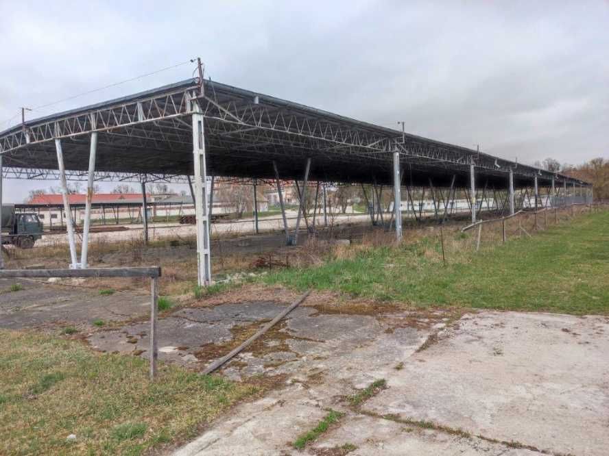 Rozbiórki obiektów drewnianych i metalowych | Stodoły, wiaty, hale