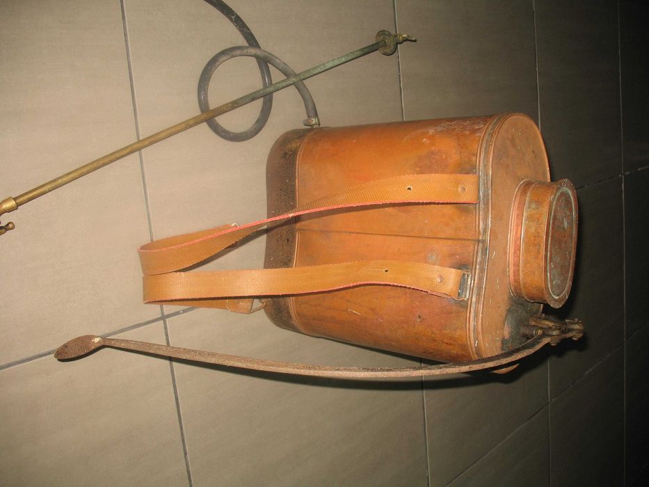 Equipamento antigo mas em excelente estado