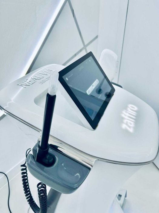 Zaffiro Neauvia Devices - termolifting podczerwienią i peeling wodny - po przegladzie czerwiec 2026