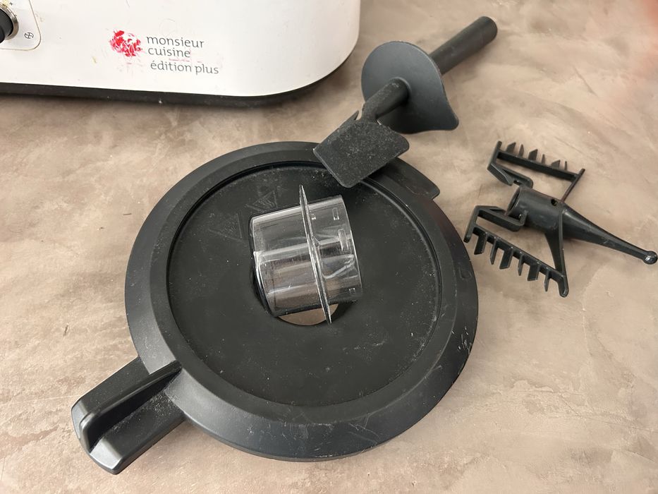 Para pecas - Monsieur Cuisine edition plus