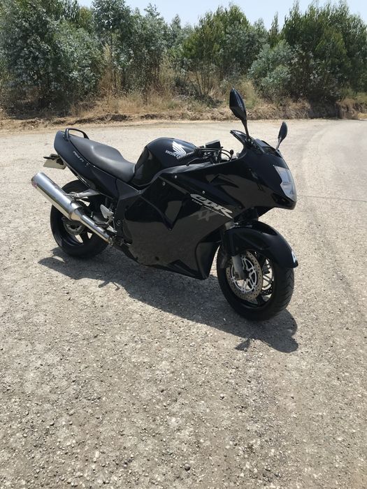 Vendo Honda cbr 1100