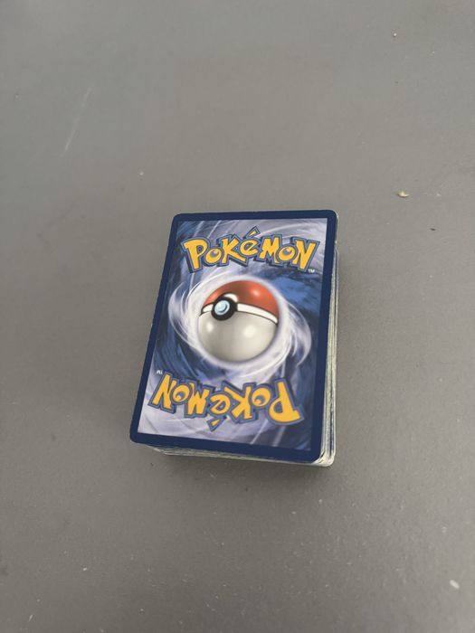 59 Cartas Pokémon