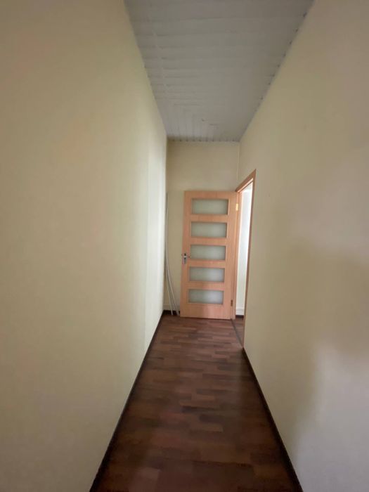 Здається офіс 4 кабінети 80 кв м + склад 30м та 3 паркомісця, вул. Героїв Майдану