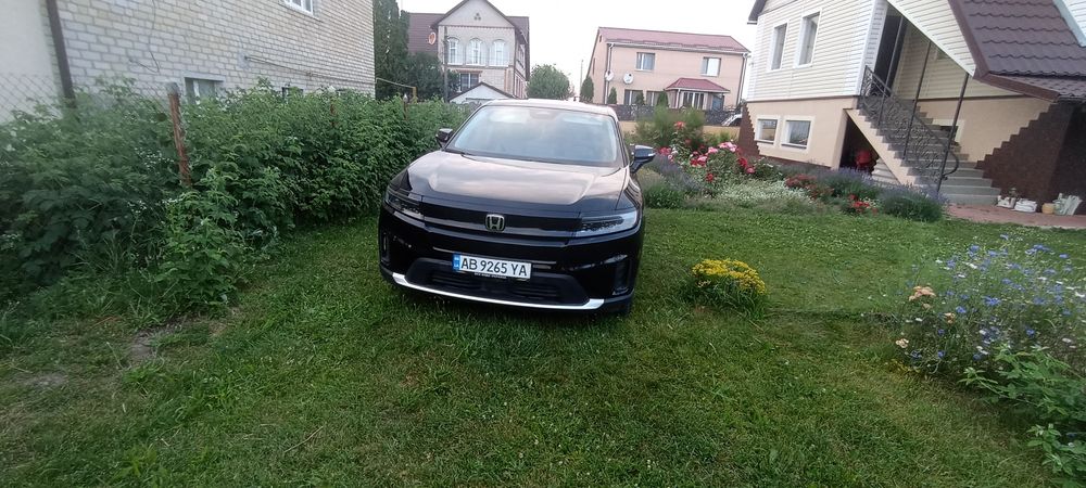 Електромобіль Honda Prologue 2024