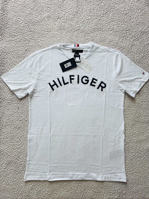 biały męski podkoszulek Tommy Hilfiger rozmiar XL logo haftowane granatowe
