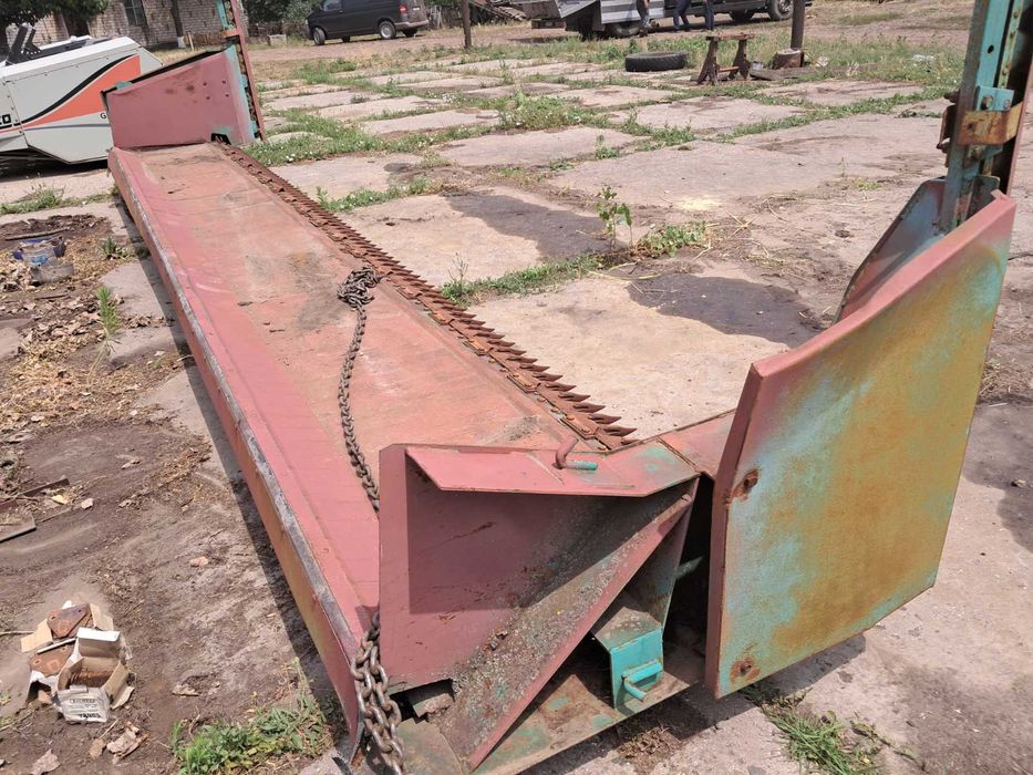 Рапсовий стіл, під claas 6 m.