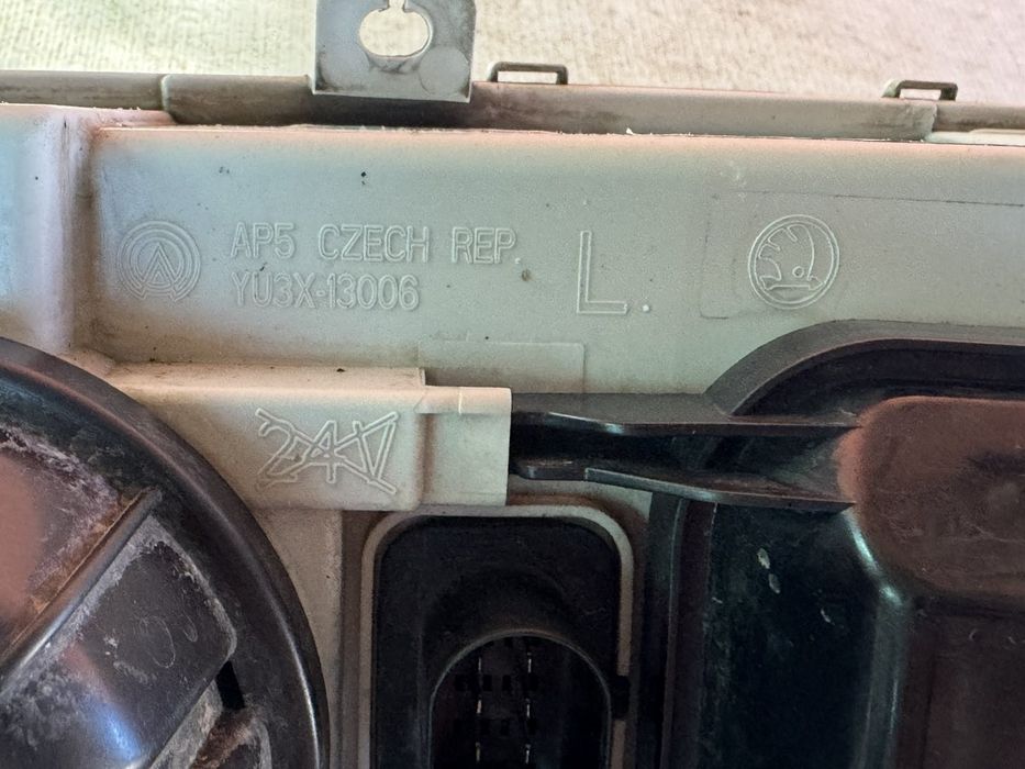 Передня Фара Шкода Октавія Тур