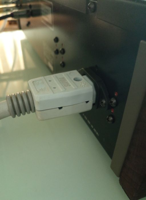 Série ES da Sony de coleção, 730ES e 505ES