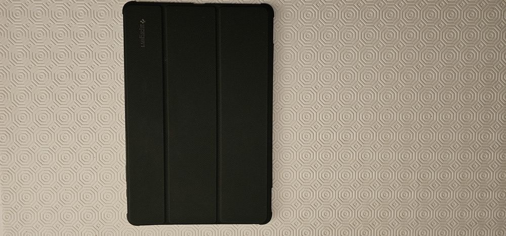 Capa Spigen para Samsung Tab S8 plus