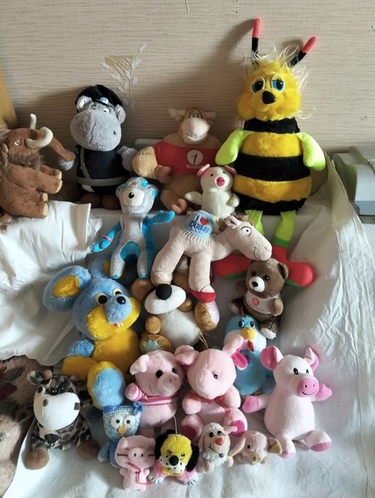 Мягкие  игрушки разные