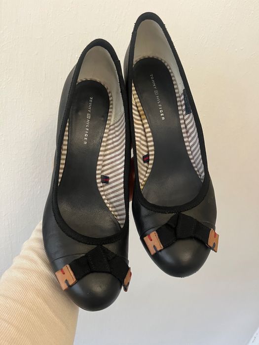 Buty na koturnie damskie