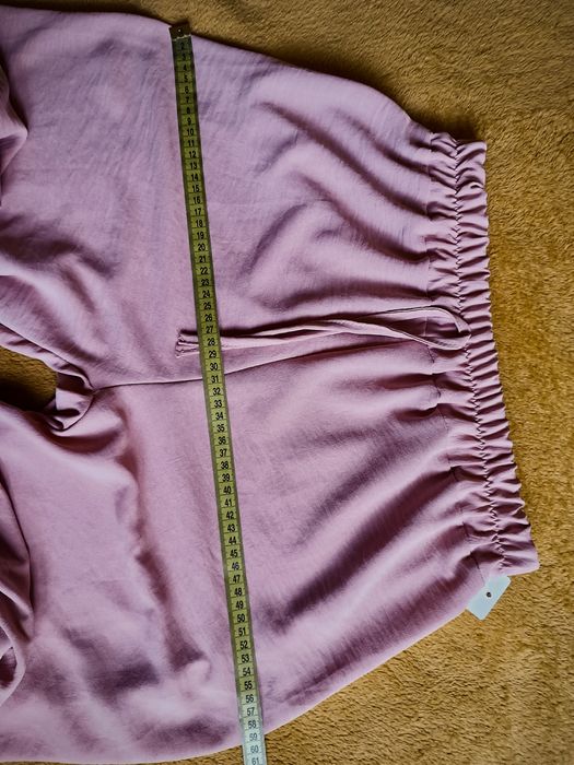 Komplet pudrowy róż elegancki zestaw spodnie szeroka nogawka