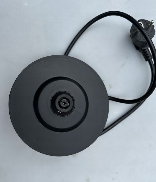 Baza zasilająca 360° z przewodem Swan Alexa 1,5 l