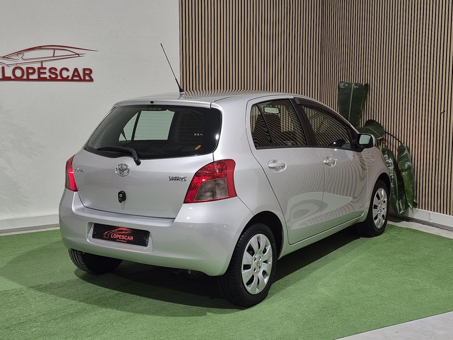 Toyota Yaris - 113.000KM | GARANTIA | NACIONAL