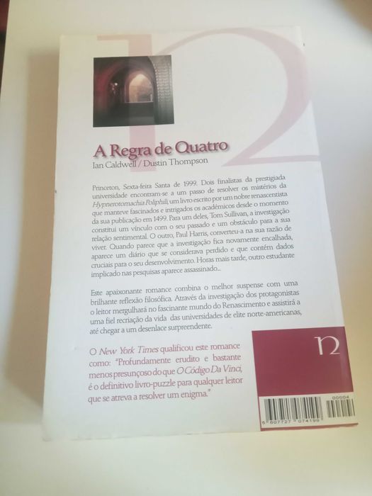 Código Escondido: A Regra de Quatro  Mistério do Saber-Portes incluidos