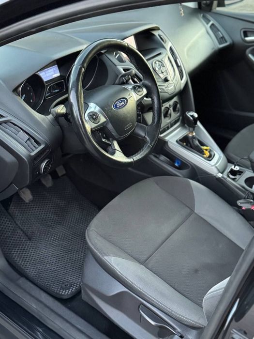 Ford Focus 2012 1.6 турбо