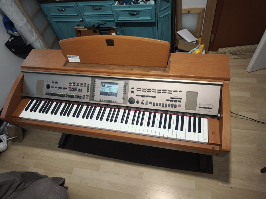 Pianino cyfrowe Yamaha CVP 305C