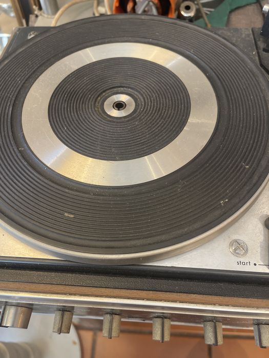 Giradiscos DUAL HS 130