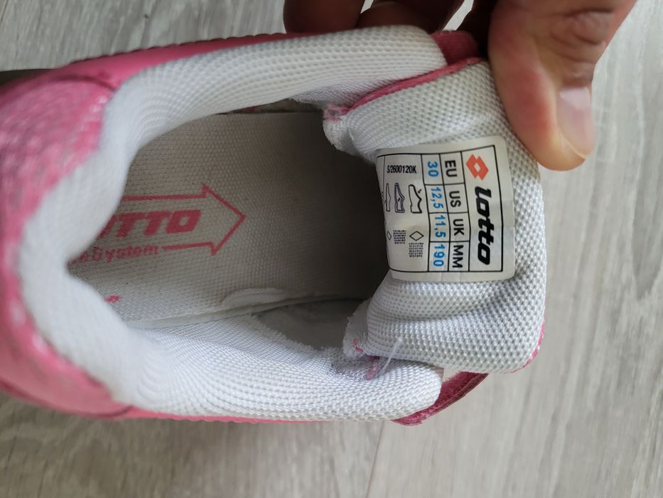 Buty Lotto rozmiar 30