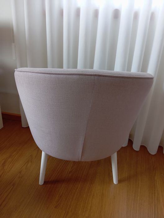 Poltrona / cadeirão + oferta almofada