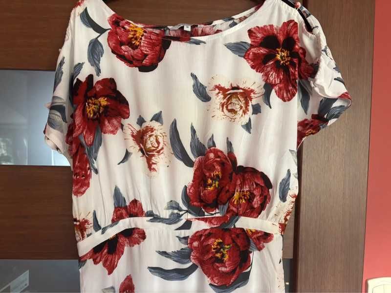 Sukienka letnia w kwiaty 38